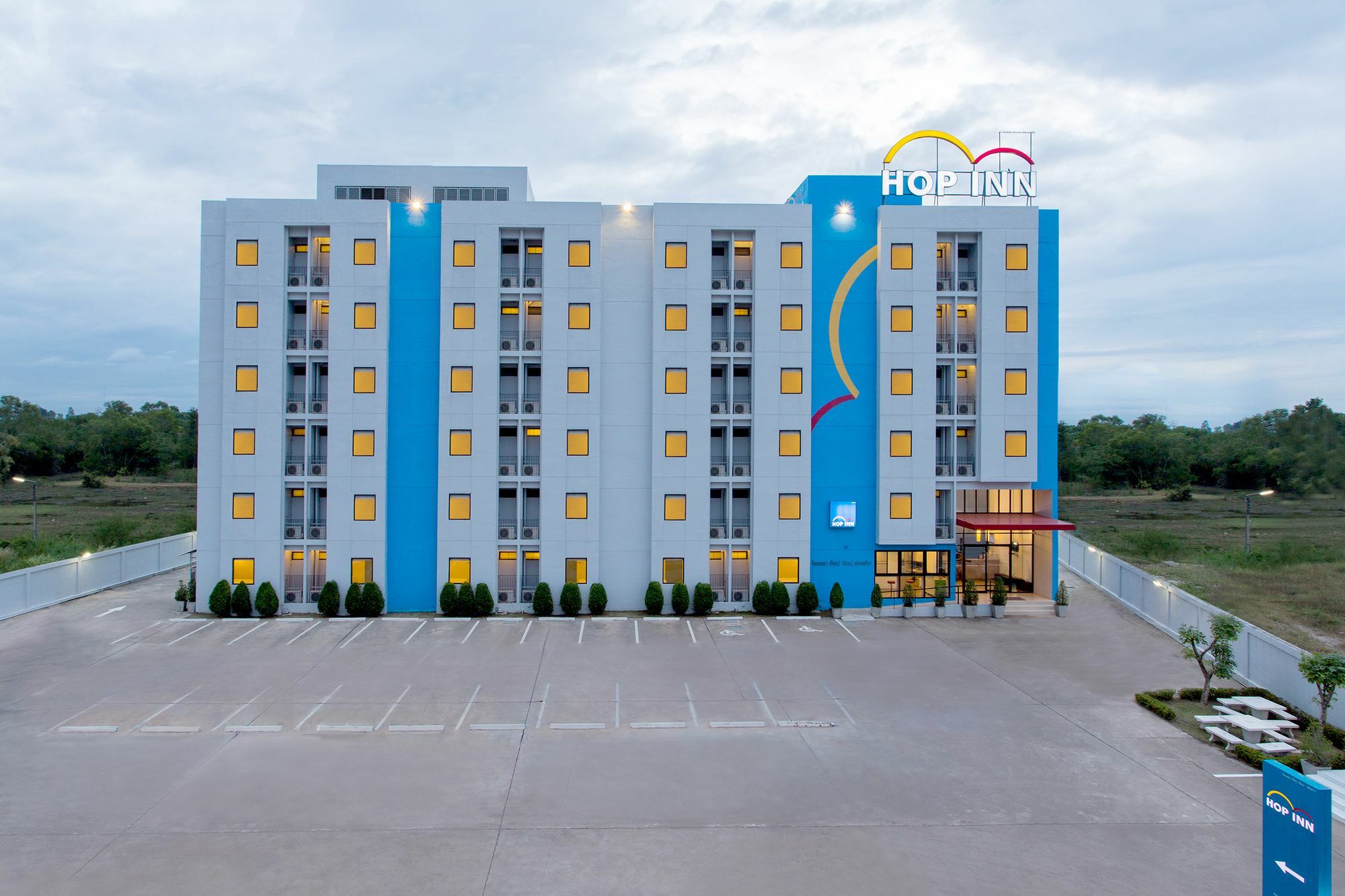 Hop Inn Hua Hin Exterior photo